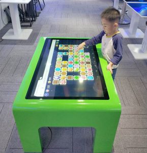 screen touch table