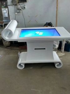 touch screen digital table